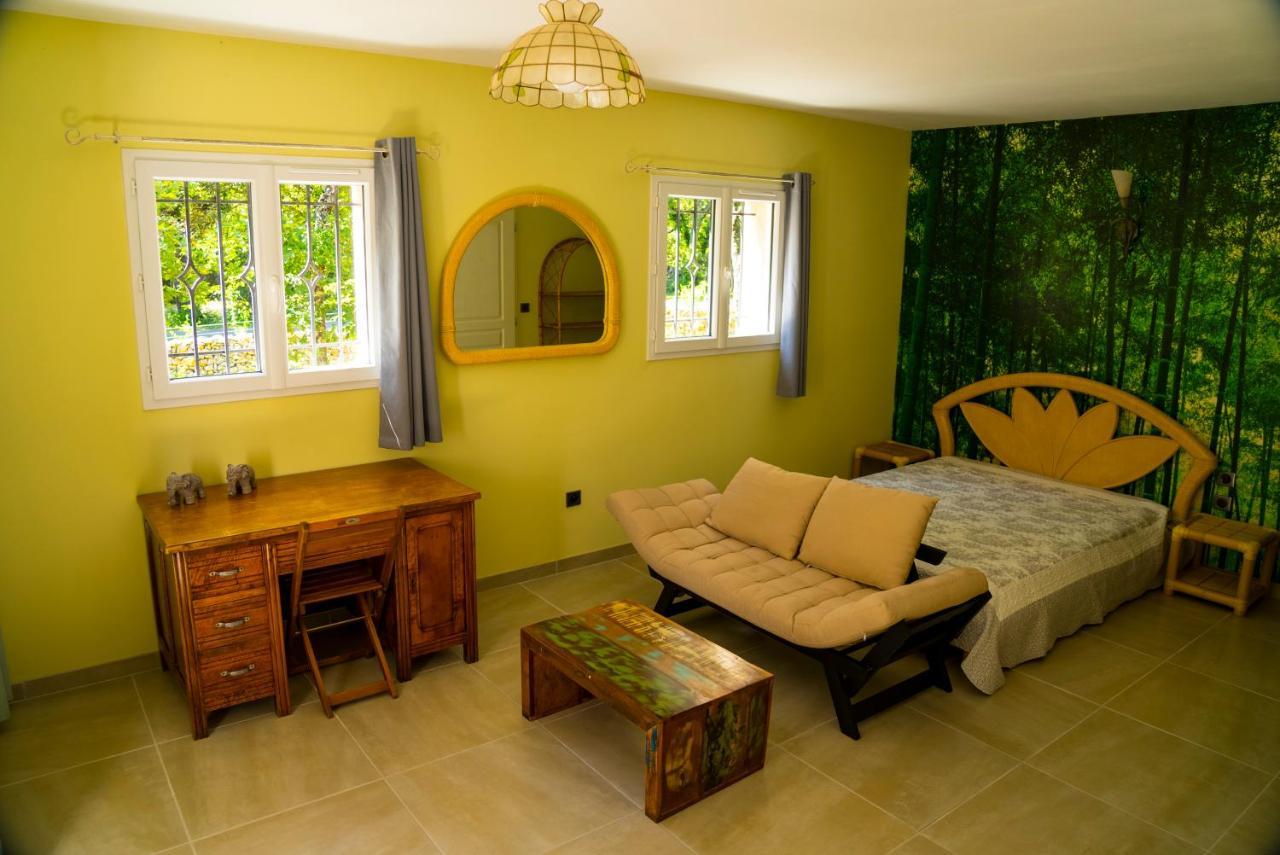 Retour Aux Sources Vila Sauve Exterior foto